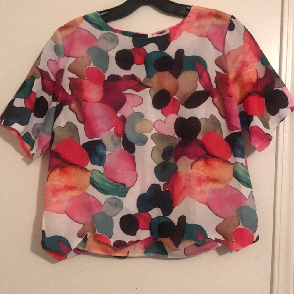 Colorful top